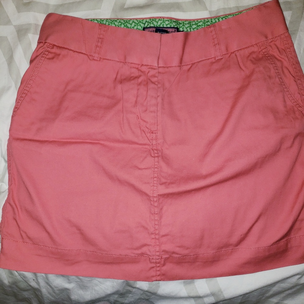 Vineyard vines chino skirt